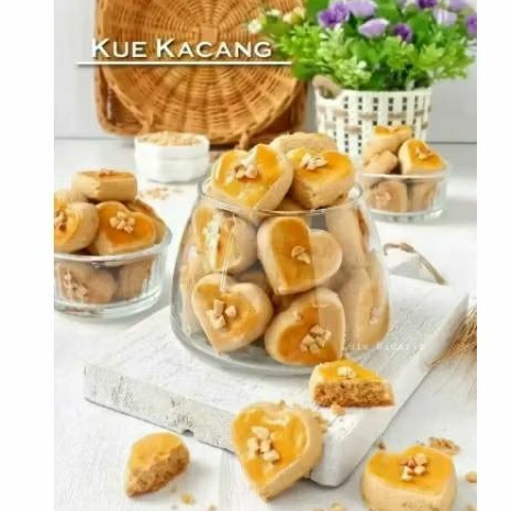 

KUE KACANG