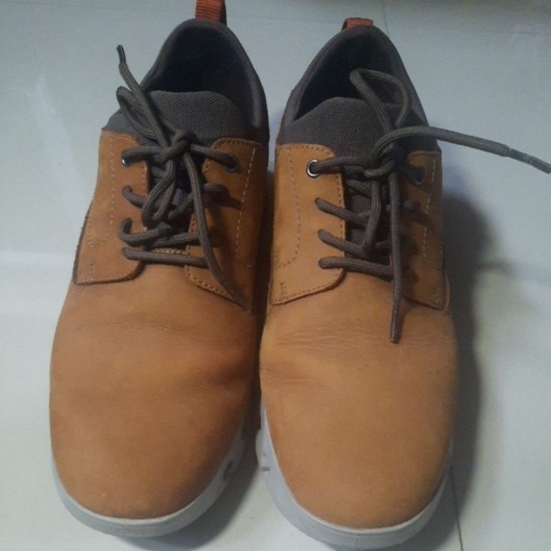 Preloved Sepatu Pria Casual Clark Nature X Two