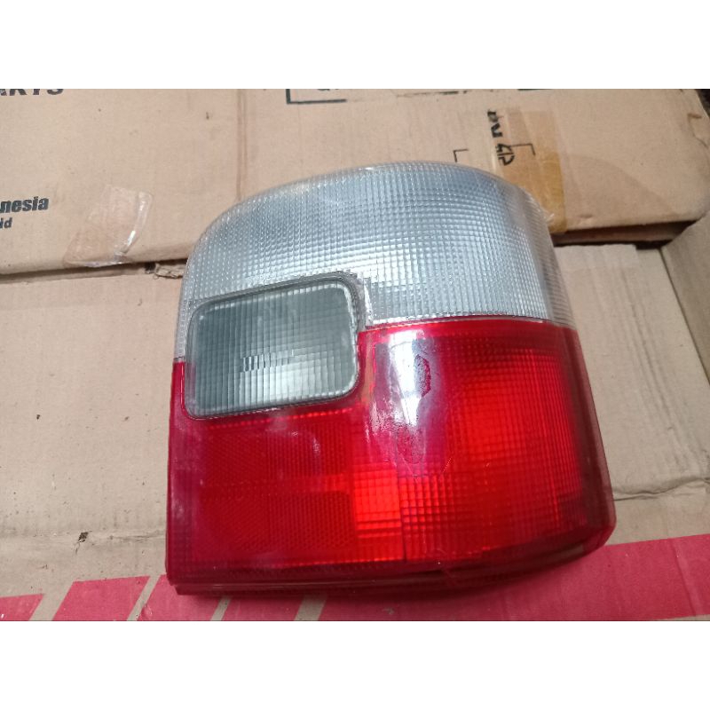 stoplamp daihatsu ceria tahun 2001 2002 sebelah kanan