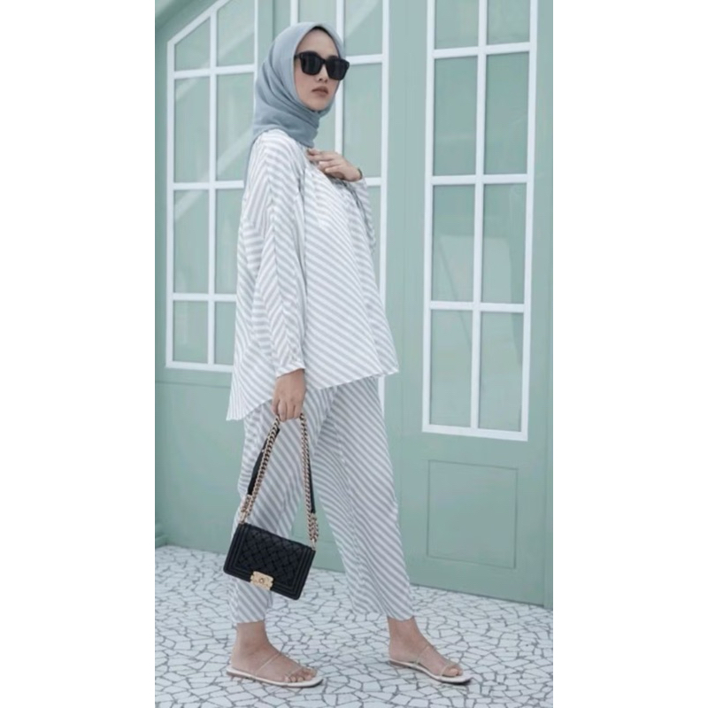 Preloved Benang Jarum One set size M