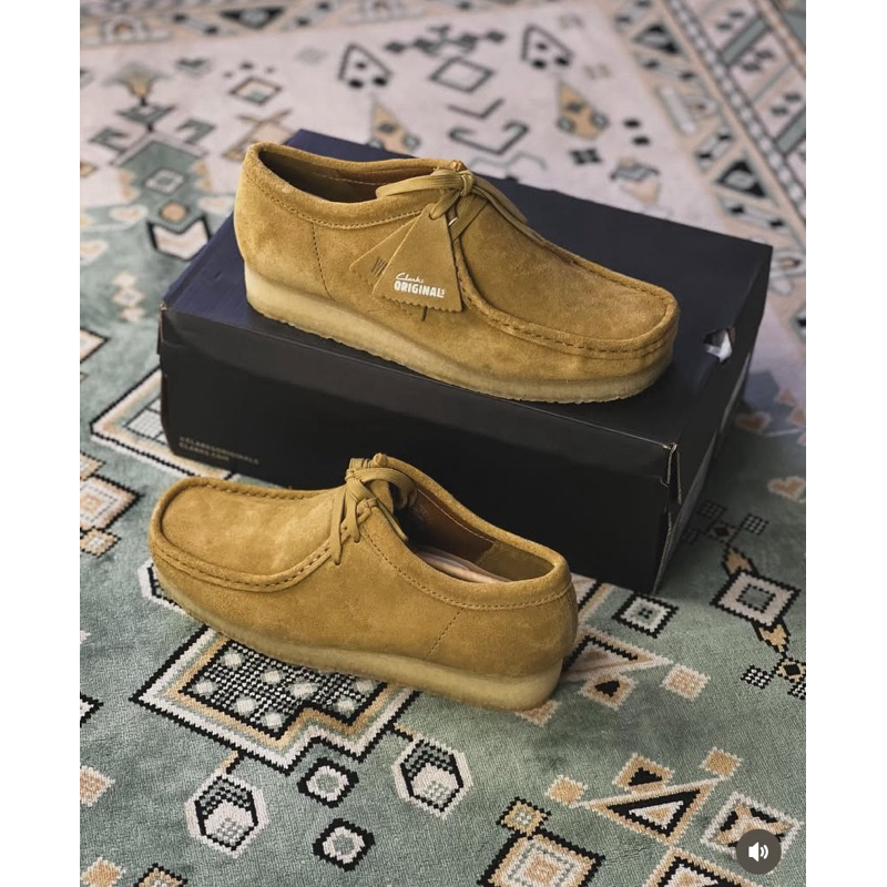 CLARKS WALLABEE OAKMOSS SUEDE
