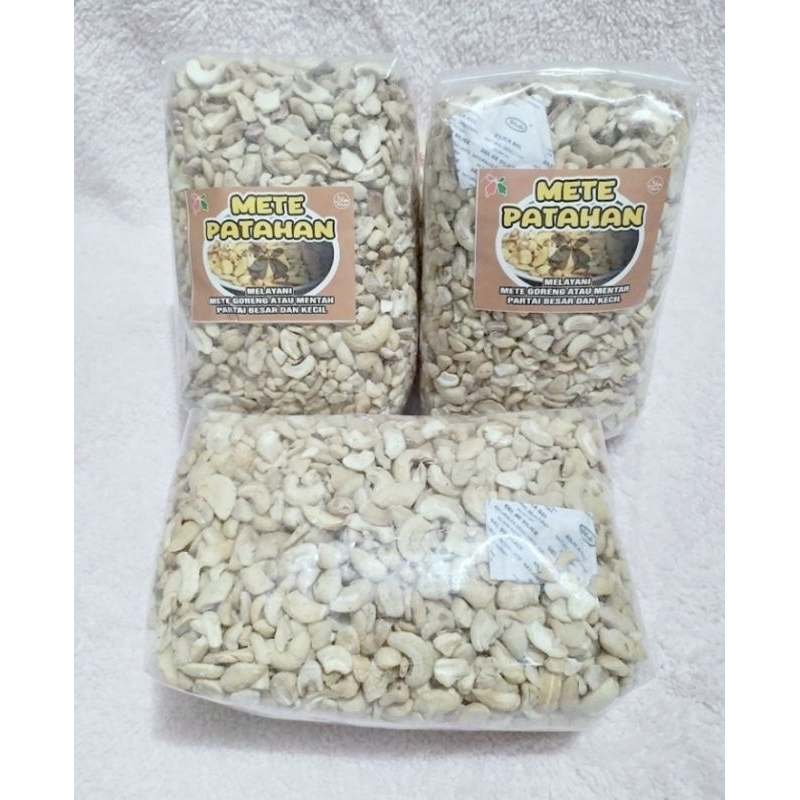 

Kacang Mete Patahan 1000gr / Kacang Mete Belah 1000gr / MEDE / KACANG MEDE / KACANG METE MENTAH BELAH / KACANG BELAH / KACANG MENTAH