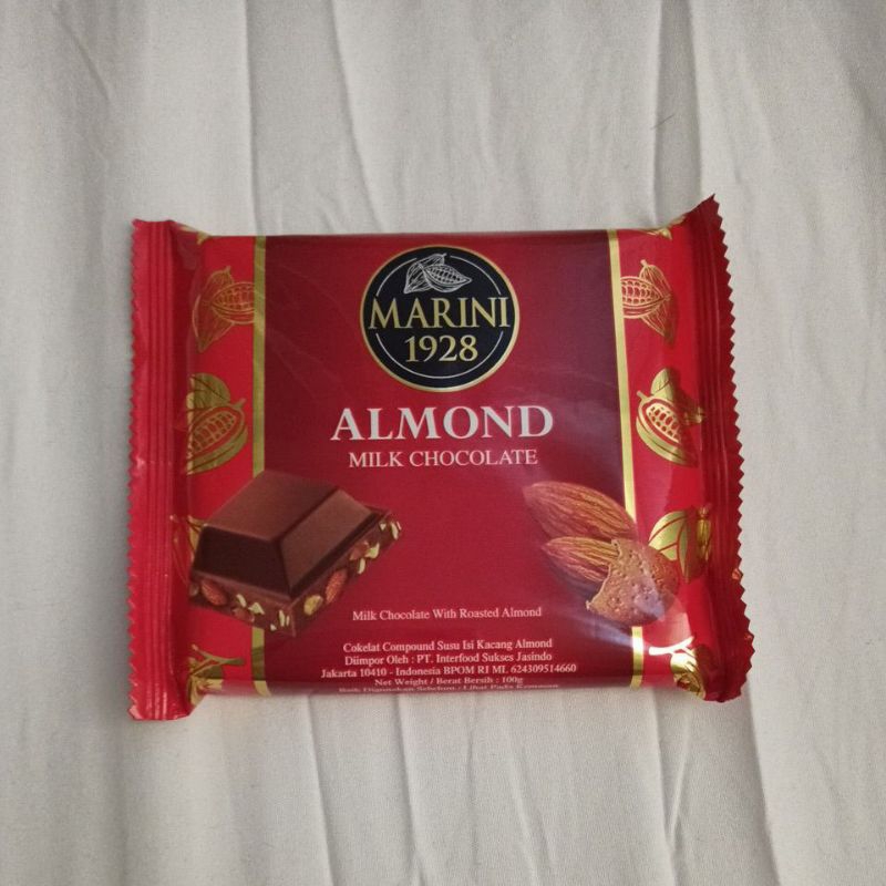 

Chocolate Cokelat Malaysia Marini Almond 100 gram