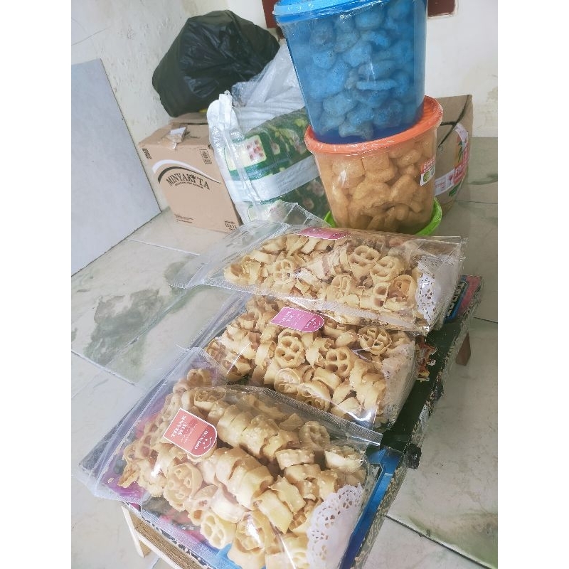 

kembang goyang manis reyah edul