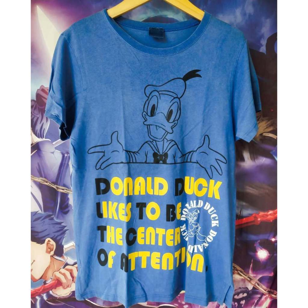 Disney's Donald Duck Center of Attention Official Cartoon Tee Kaos Tshirt Original Second Merch Japa