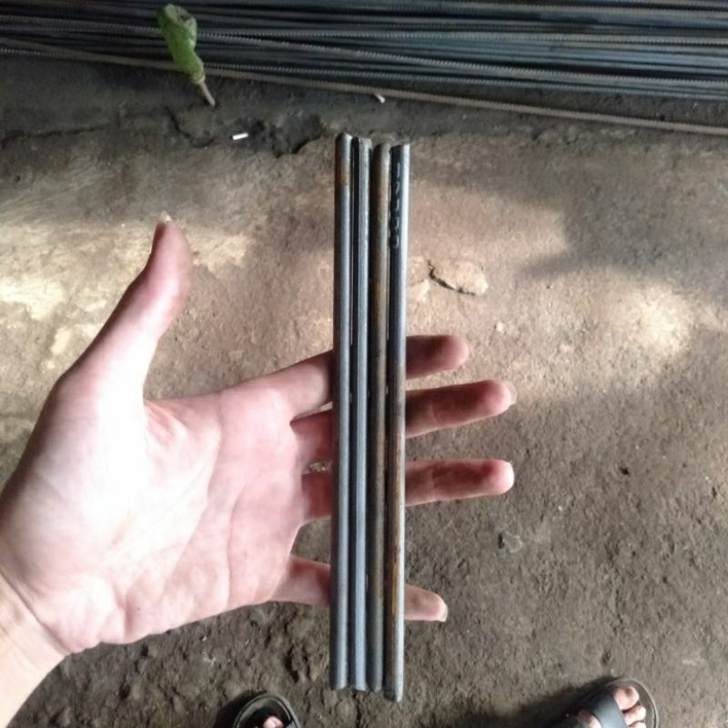sisa potongan besi 8 Mm full SNI ukuran 20 cm