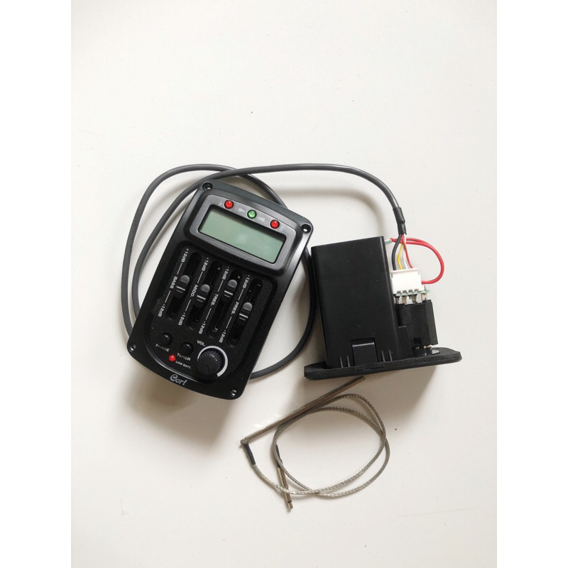 Equalizer/Pream Guitar Acoustic Cort Original