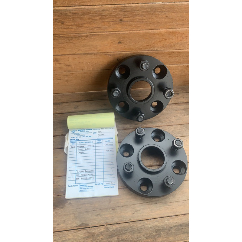 Adaptor velg mobil 4x114,3 tebal 2.5 cm