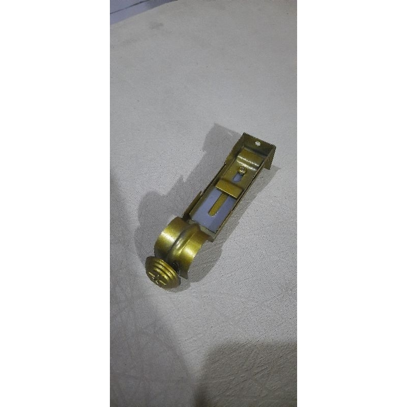 Penyangga tiang gorden / Dudukan batang gorden / Bracket batang gorden / Gold/Emas