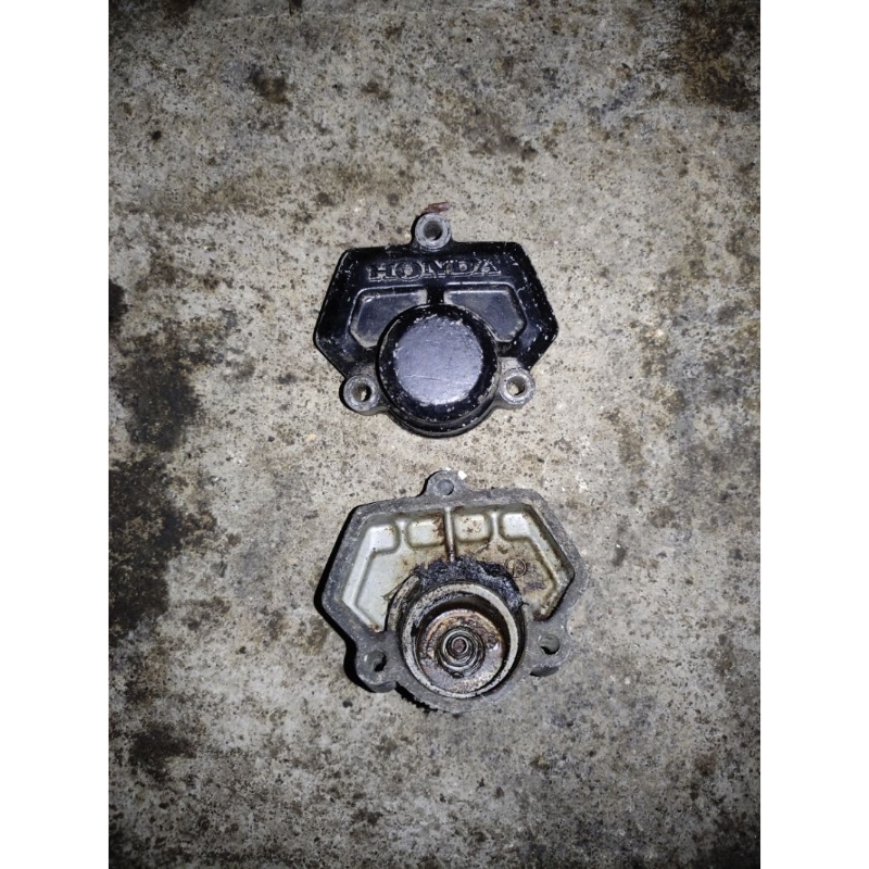 tutup cover kaliper depan gl100 ori