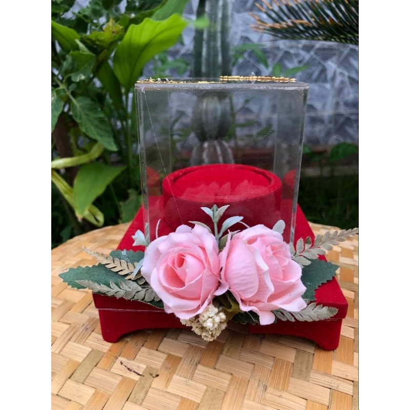 Kotak Cincin/wadah cincin aklirik/wadah lamaran/akad nikah