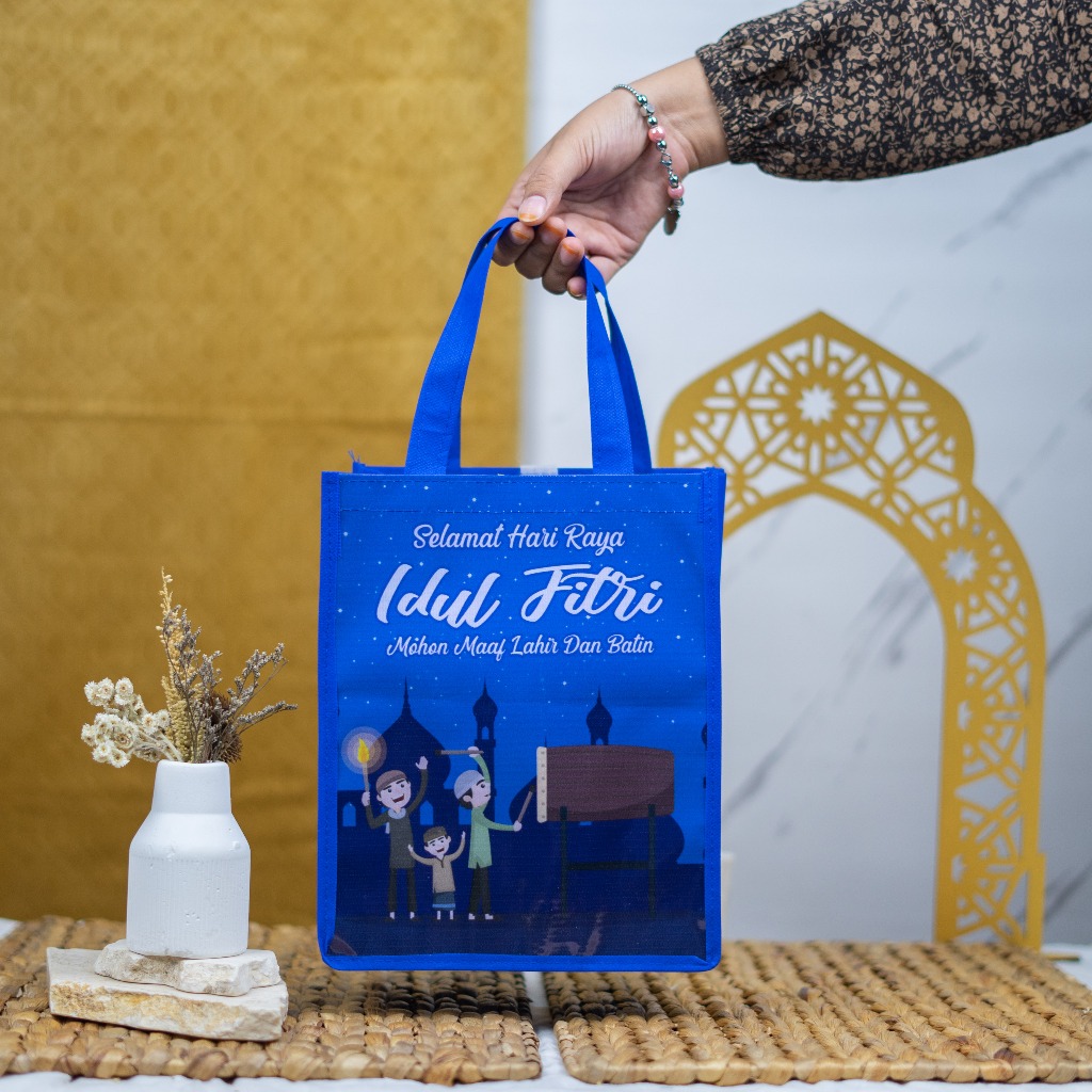 

Ready Stock Tas Bingkisan Lebaran ukuran 20x25 lebar 13cm Tas Parcel Hari Raya Idul Fitri