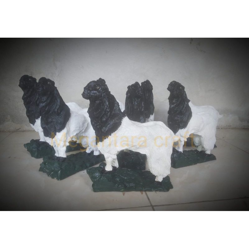 patung kambing PE