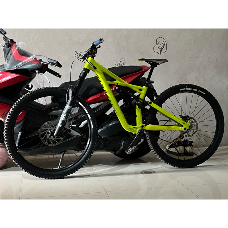 Specialized Enduro Com 29in