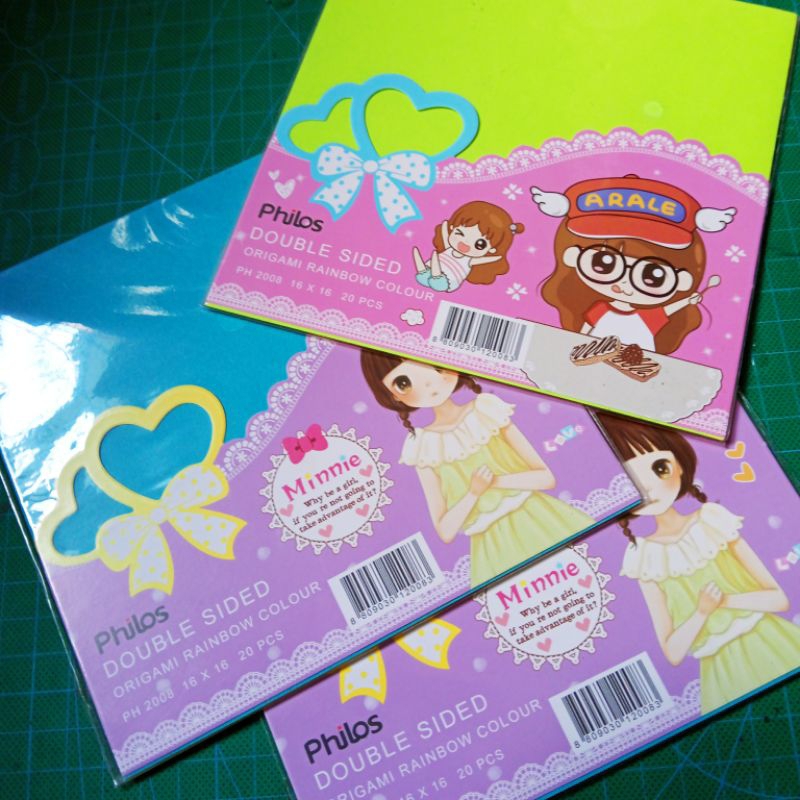

KERTAS ORIGAMI WARNA 16 X 16 CM ISI 20 PCS 5 WARNA