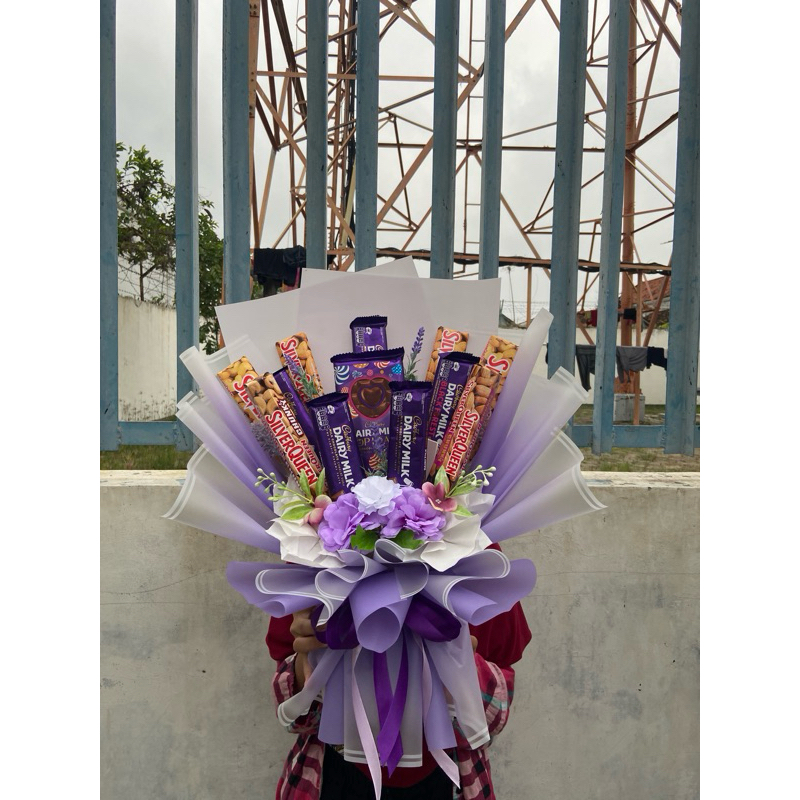 

buket dairy milk & silverqueen isi 12 batang coklat