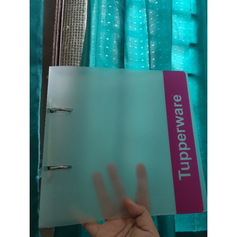 

binder Tupperware new free gimmic (notes/pulpen/etc)