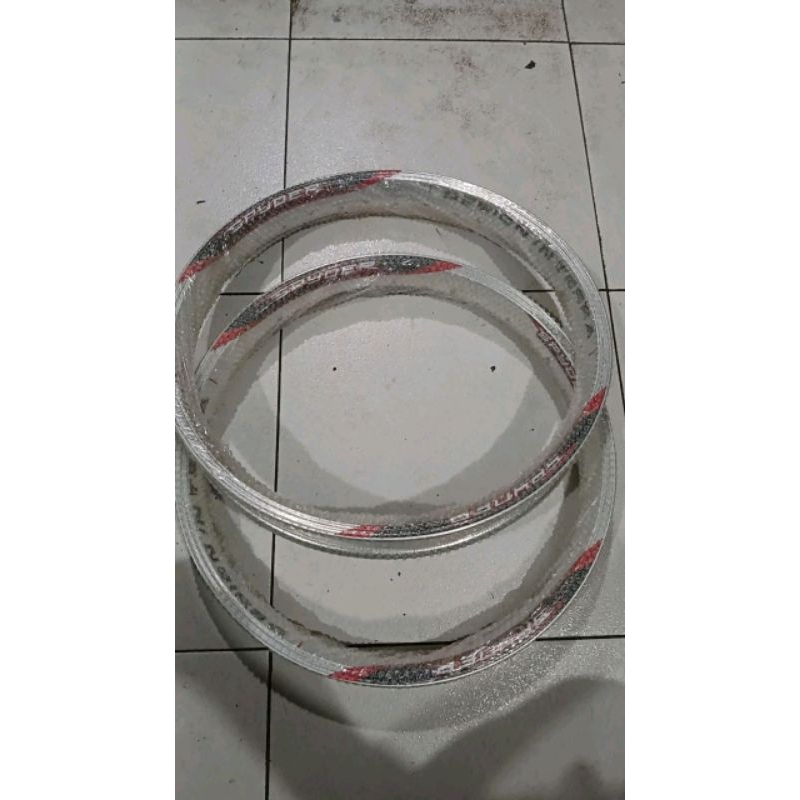 velg TAD SPYDER Silver 160/160 ring 17