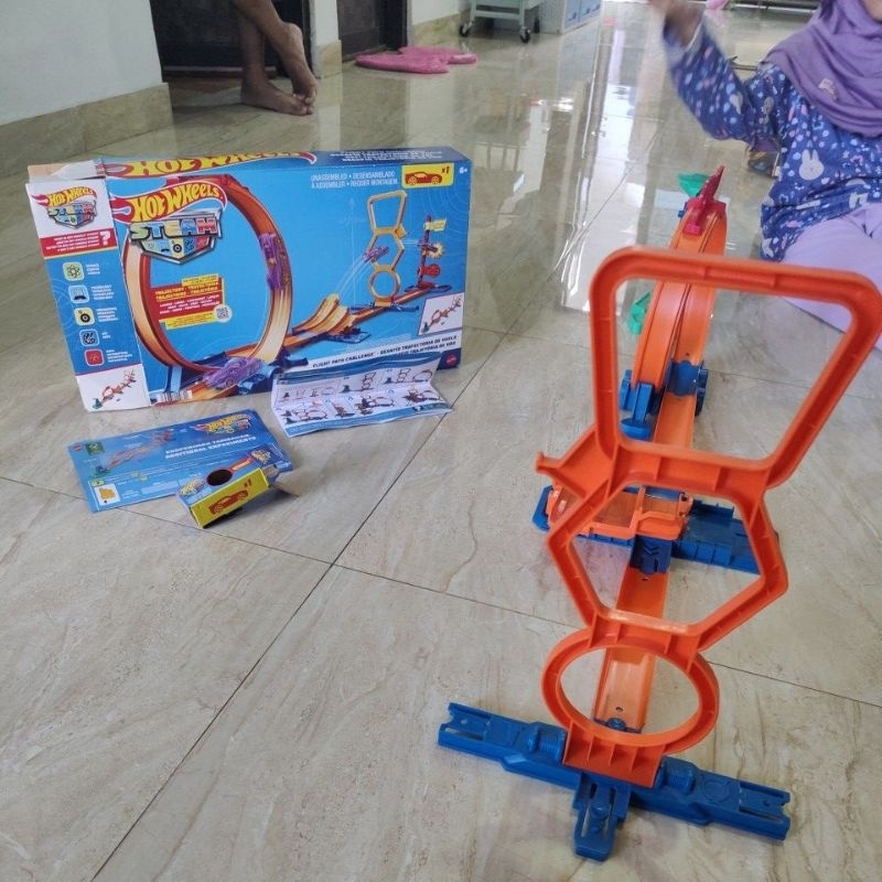 hot wheel track hotwheels preloved like new