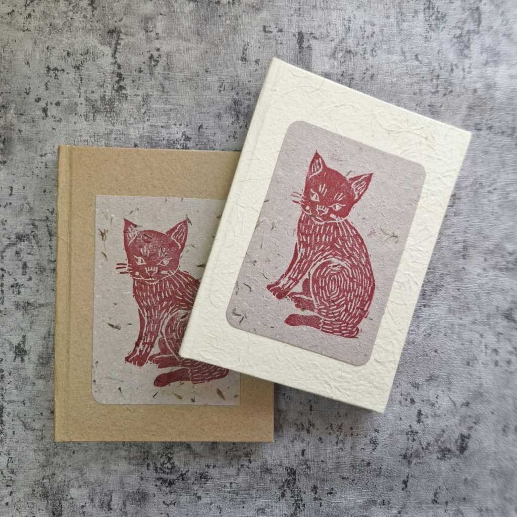

Notebook Handmade - Cover Kucing dengan Jilid Coptic