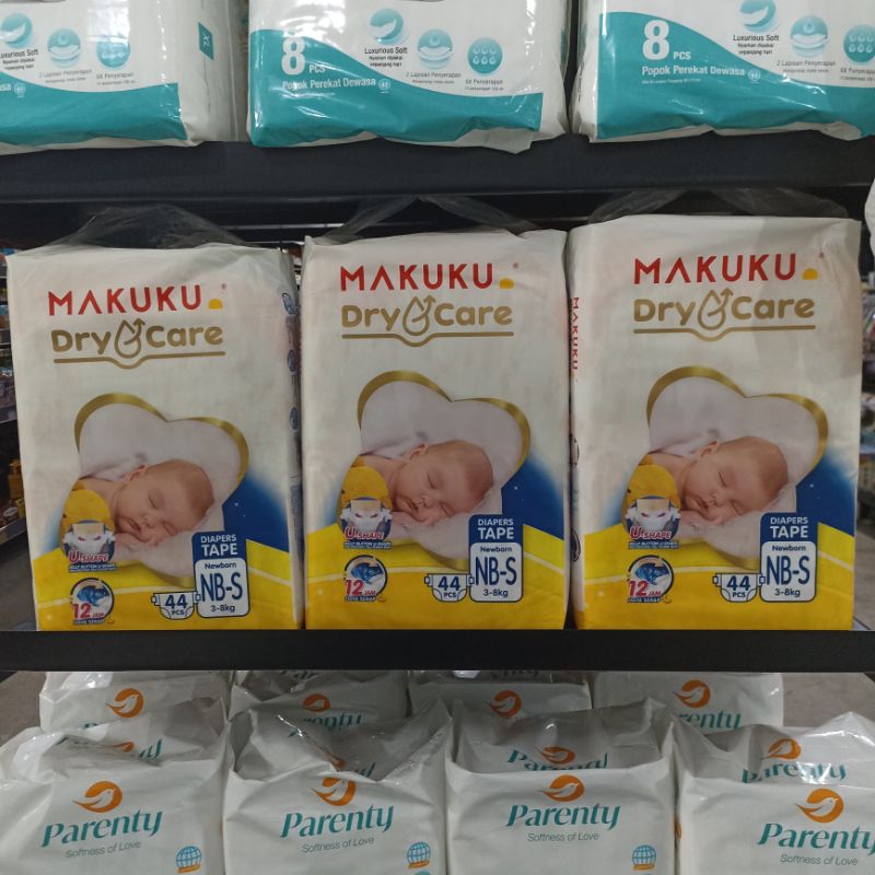 PAKET 1 KARTON  MAKUKU DRY CARE JUMBO NBS44 (isi 6pack) dan S38 (isi 8 pack)