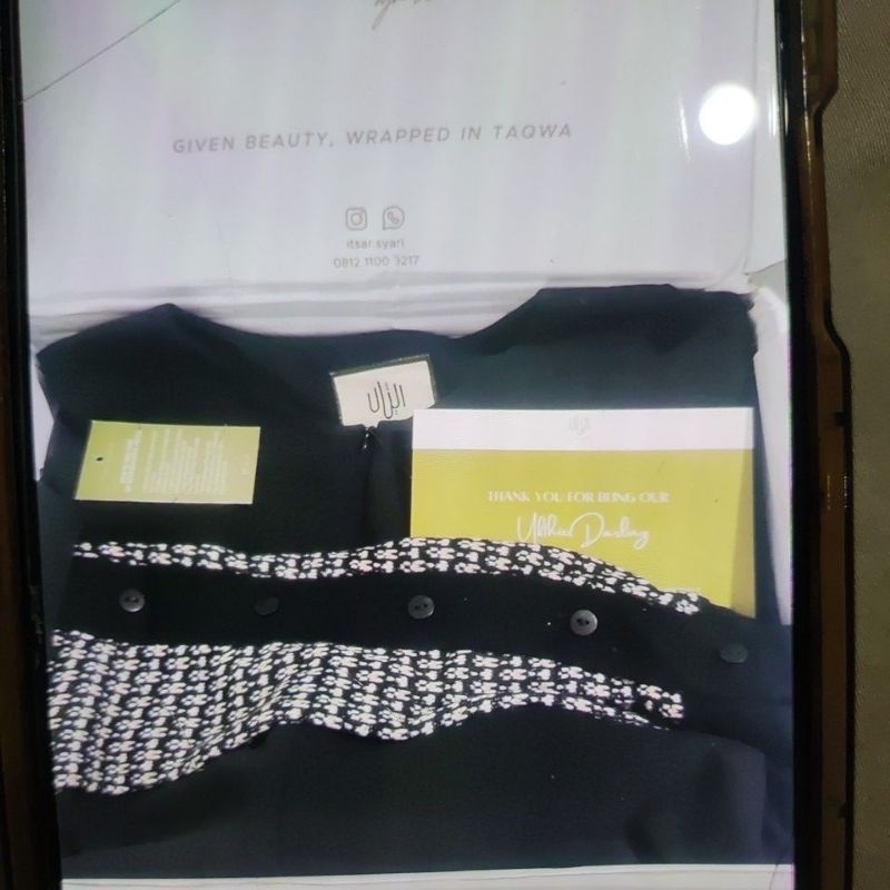 NWT itsar syari mecca chic