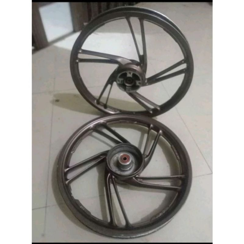 velg pelek depan belakang honda blade 110 pnp absolute/revo fit original copotan motor