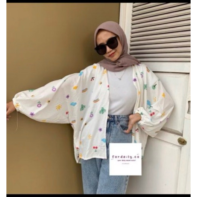 pl Fordaily.co Blus Putih Motif Bunga