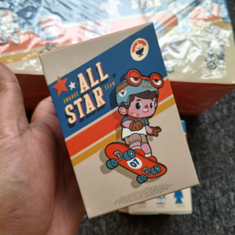 Owange Boy All Star Team By Kong Andri Blindbox Figure