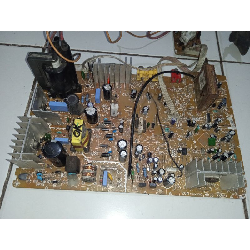 MESIN TV TABUNG POLYTRON 21" SLIM NON EW