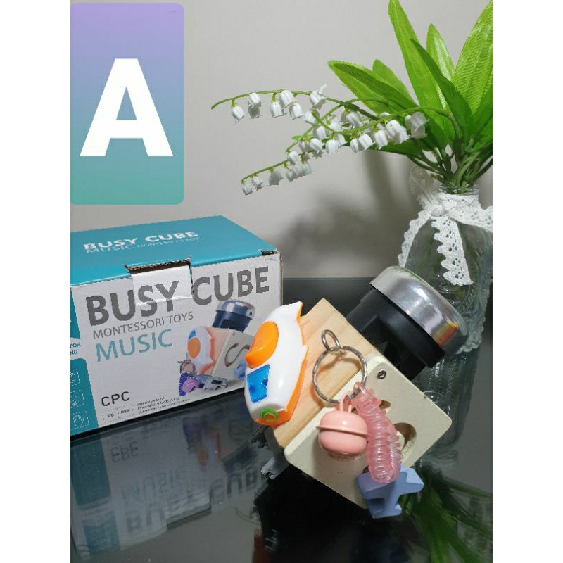 (Preloved) Mainan busy cube montessori toys, Busy block box puzzle play block
