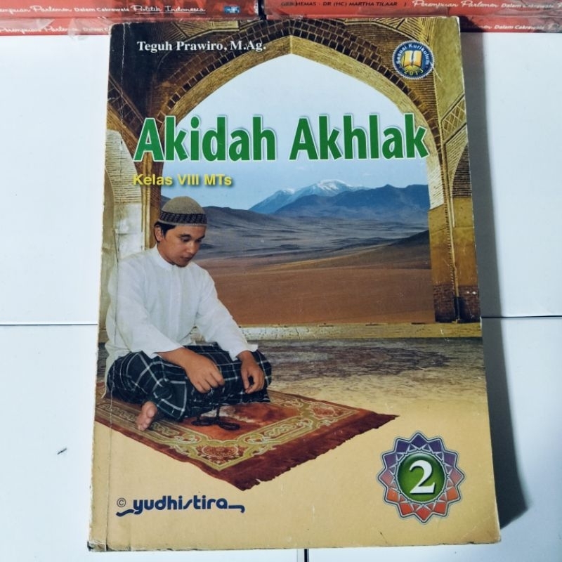 AKIDAH AKHLAK KELAS 7 MTS Teguh Prawiro