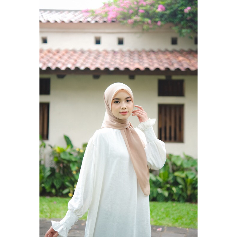 KERUDUNGAN PARIS JADUL WARNA NUDE TREND SIMPLE HIJAB