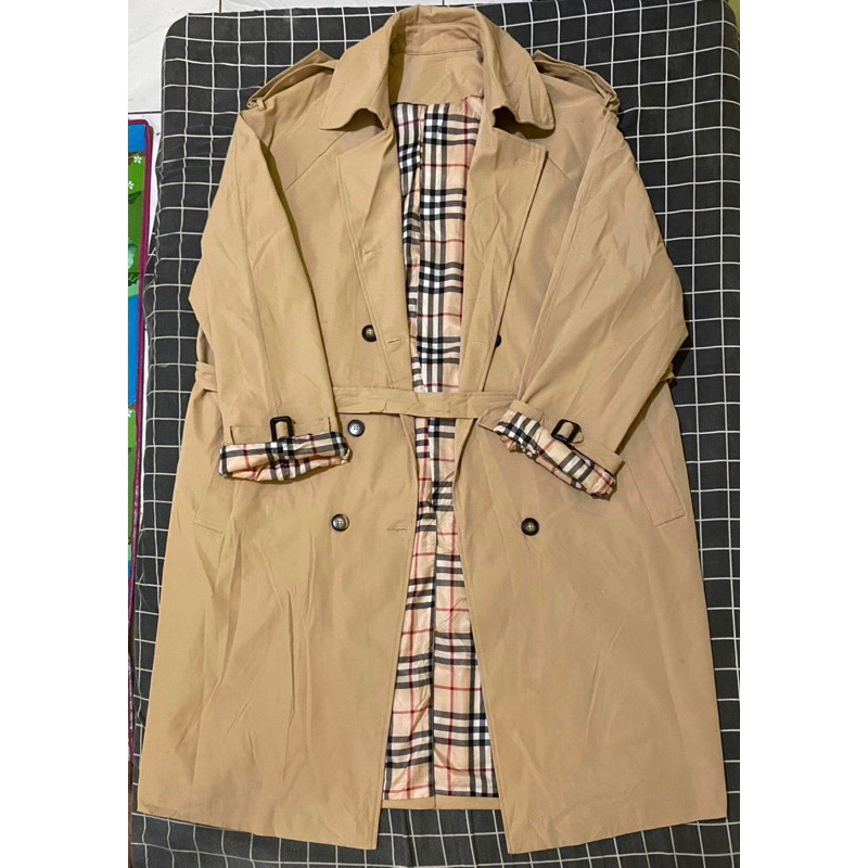 Coat Burberry / long Coat / Coat Branded