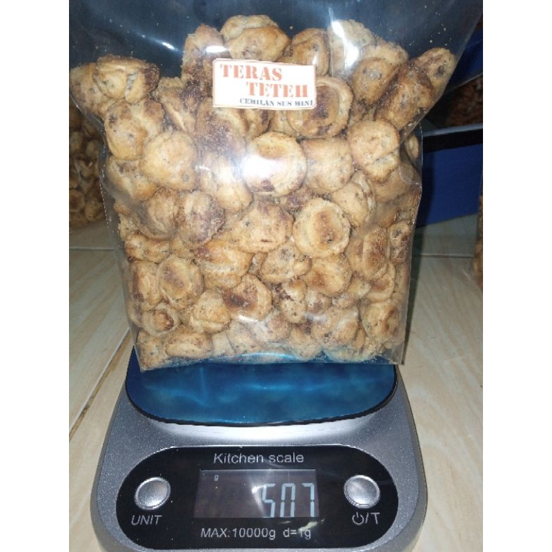 

soes mini 1/2 kg dan 1/4 kg