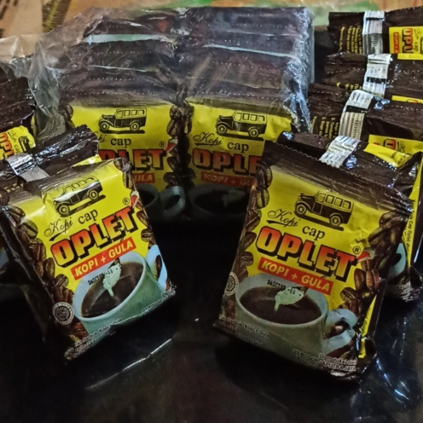 

Kopi Cap Oplet Plus Gula ( khas kota Bogor ) isi 20 sachet/Pak 25 gr/kopi bubuk/kopi tubruk