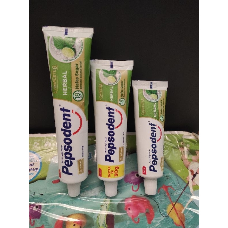 pasta gigi Pepsodent Herbal 75/100/120/190gr( Non-Dus)