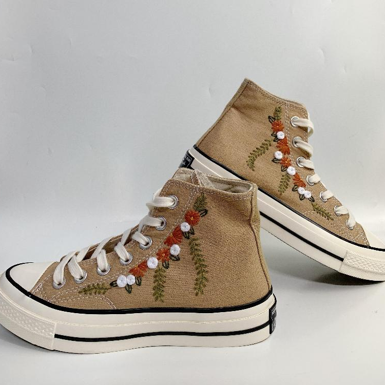 FIORENZA HIGH SHOES EMBROIDERY-SEPATU ORIGINAL CONVERSE & SEPATU SNEAKERS KANVAS