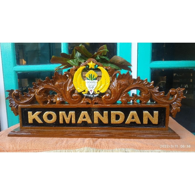 papan nama meja kantor kayu jati ukir