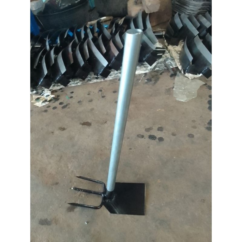 cangkul mini multifungsi