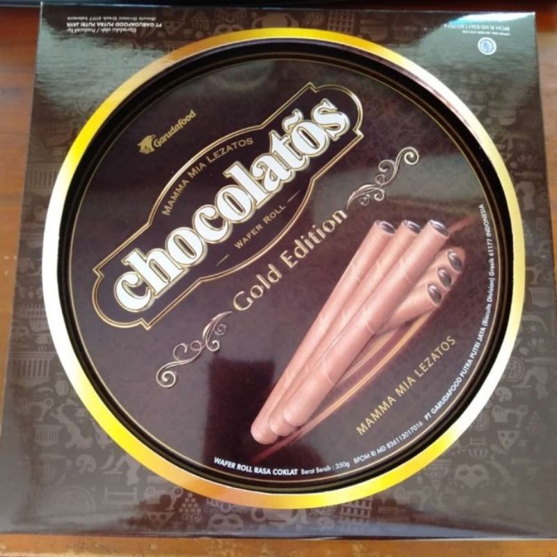 

CHOCOLATOS Gold Edition Wafer Roll Cokelat 350gr Kaleng