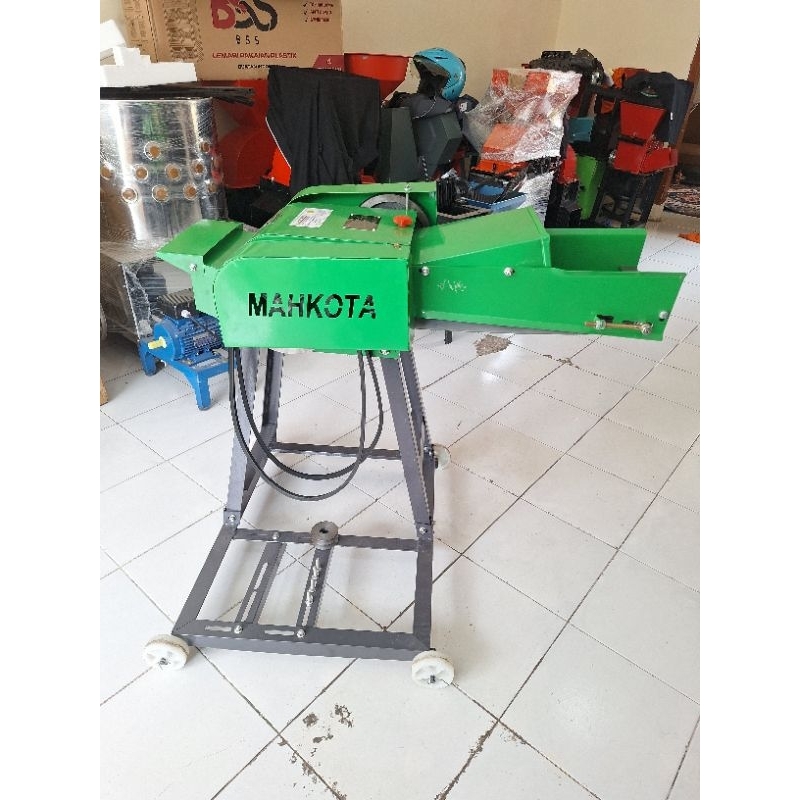 Mesin Cacah Rumput Mahkota MCC 6 200