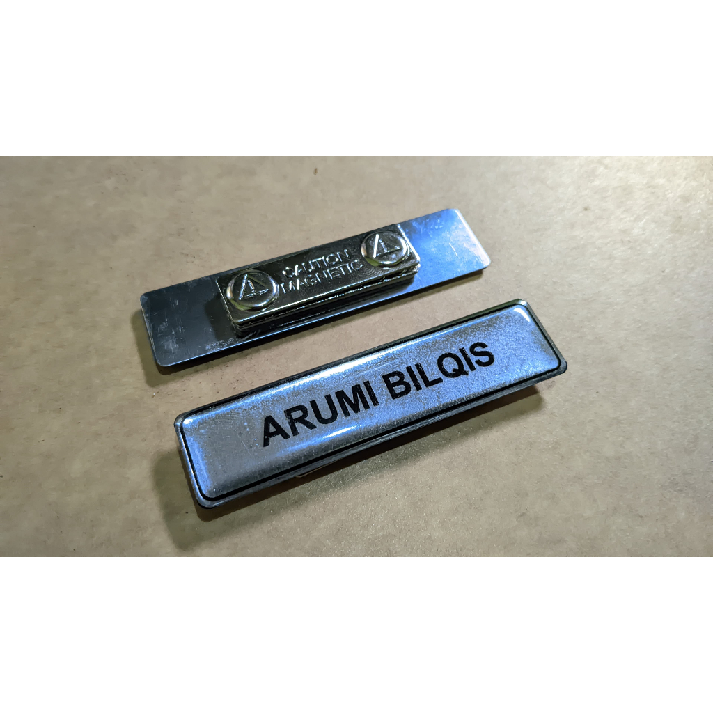 

PAPAN NAMA SILVER MAGNET/NAMA DADA/NAME TAG/PIN/PAPAN NAMA RESIN STANLES