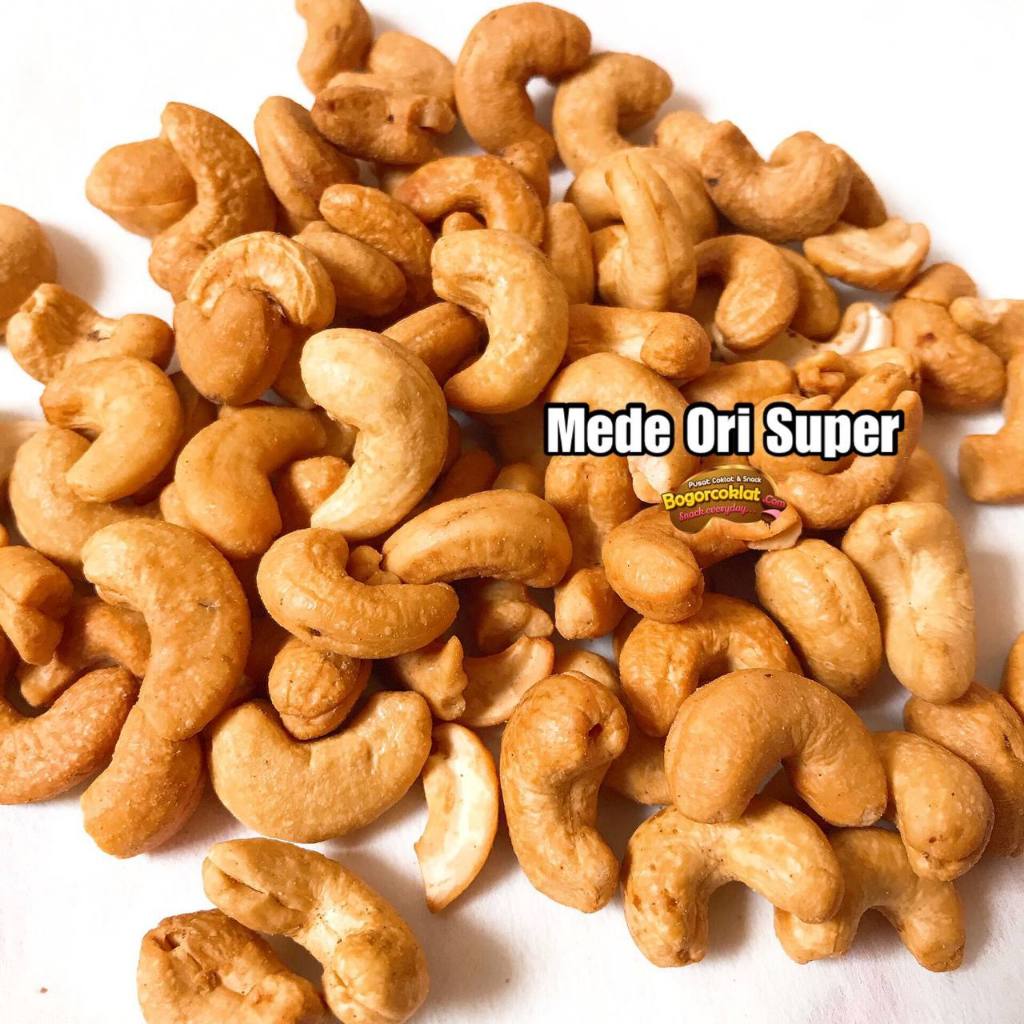 

Kacang Mede Original Super Ball isi 5kg