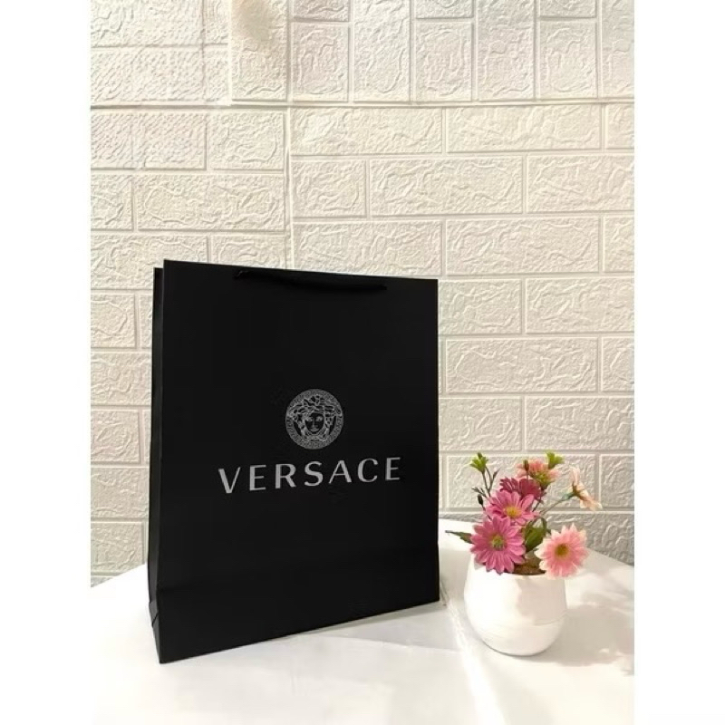 

Paper Bag Versace Hitam Paper Bag Pembungkus Kado
