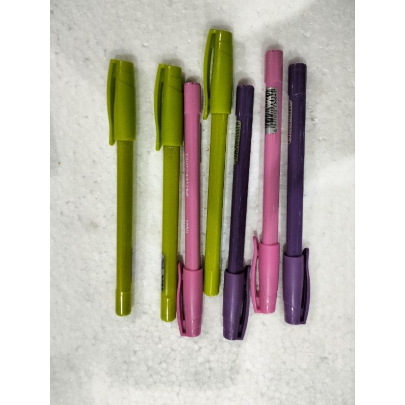 

PEN TRIPPEN HITAM MERK FABER CASTEL PEN BODY WARNA WARNI PEN CANTIK PEN MENARIK PEN VIRAL