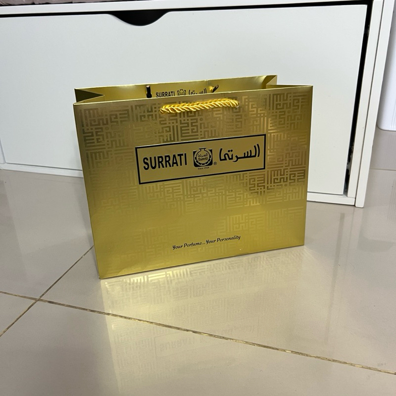 

Surrati Perfume Paper Bag / Paperbag / Tas Kertas / Kantong Belanja
