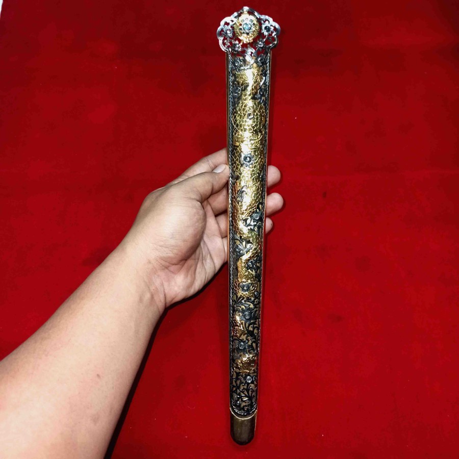 Pendok Keris Motif Ukie Tatah Naga Hias Batu Yakut Bahan Tembaga Kuningan Pendok Keris Gaya Solo