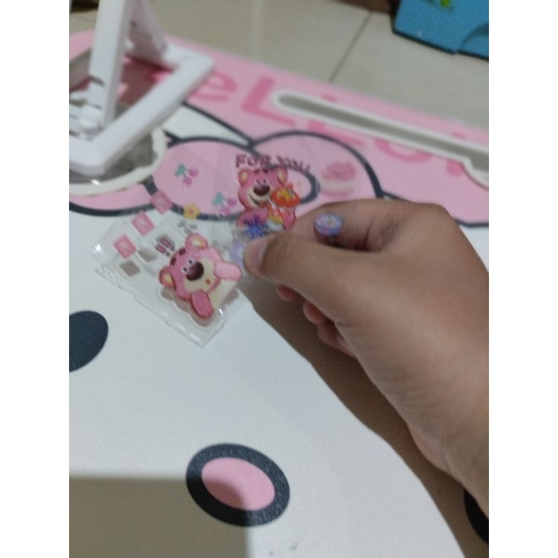

CUTIE STICKER lotso sticker beli 3.100 dapat 3 pcs