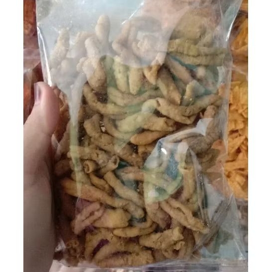 

Keripik Usus 200gr Cemilan Kiloan Enak Gurih Renyah Per Pack